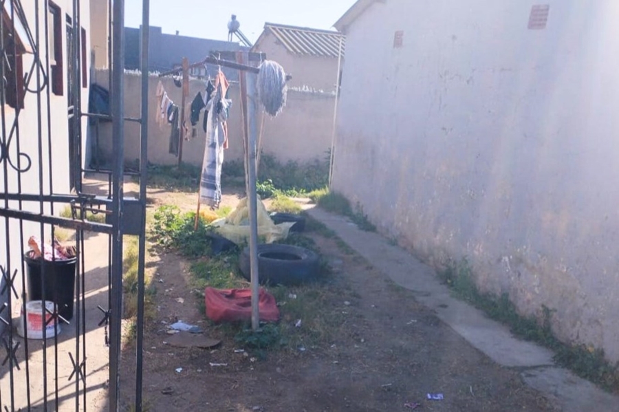 2 Bedroom Property for Sale in Kwazakhele Eastern Cape